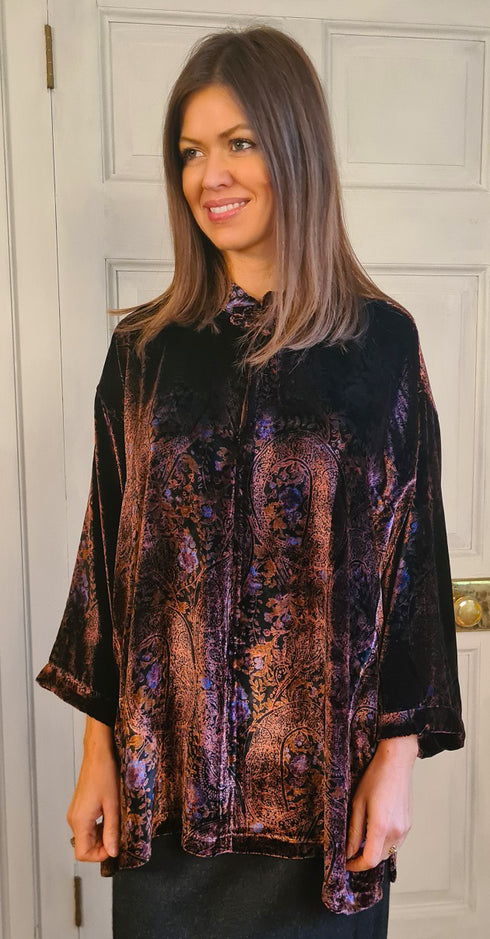 Amara Silk Velvet Top Tuttabankem